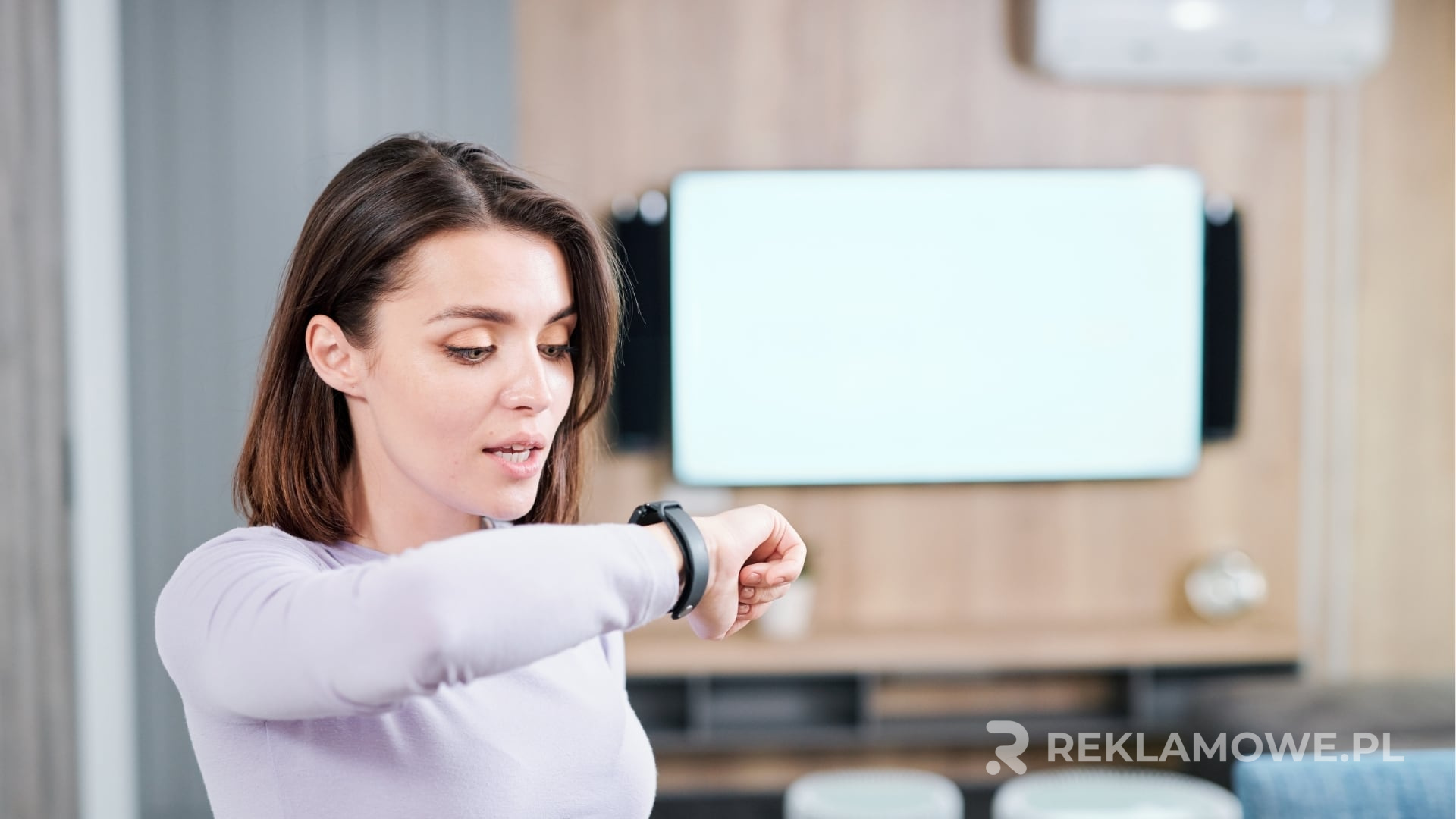 Zegarek smartwatch z indywidualnym wzorem