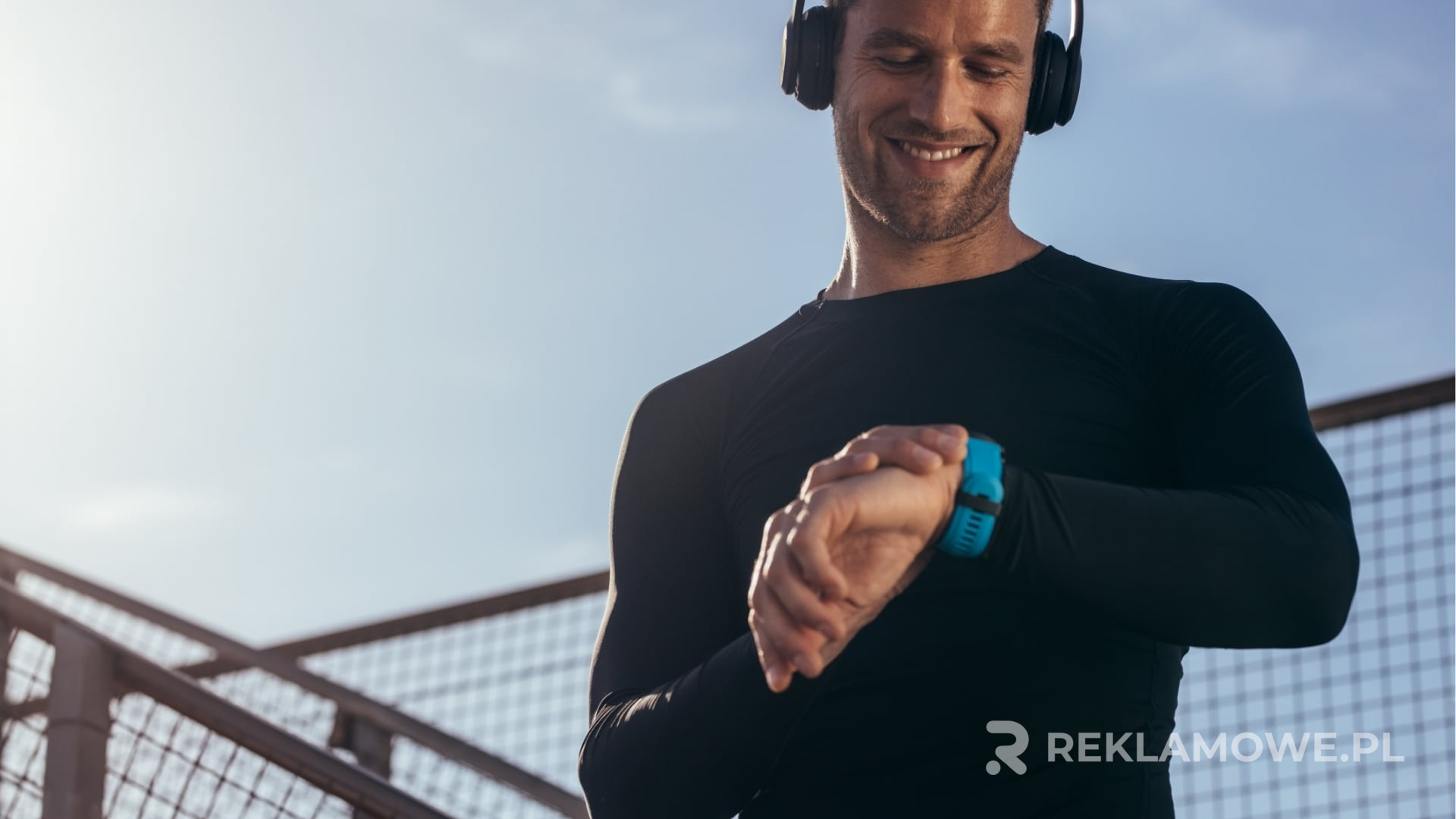 Smartwatch reklamowy z długim czasem pracy baterii