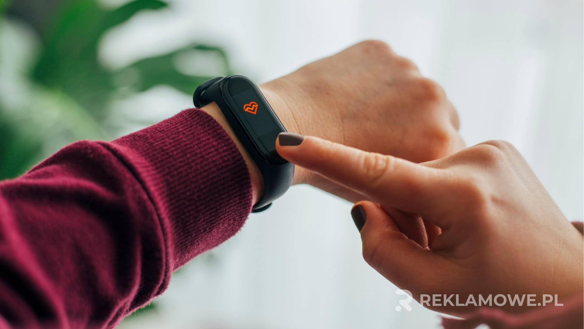 Smartwatch reklamowy wspierający zaangażowanie pracowników