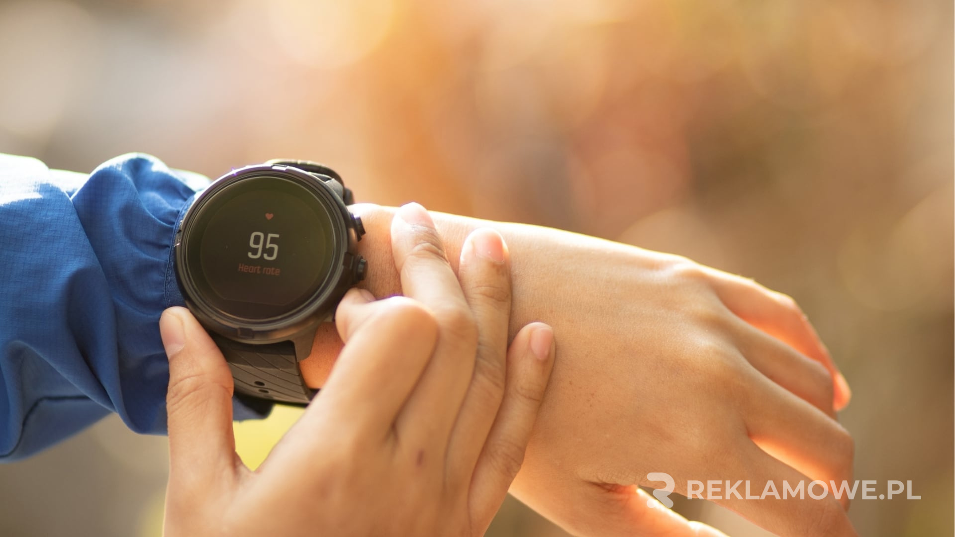 Smartwatch poddany testom wytrzymałości